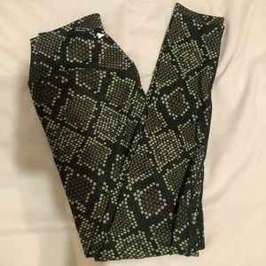 NWOT Balance Athletica Ascend leggings